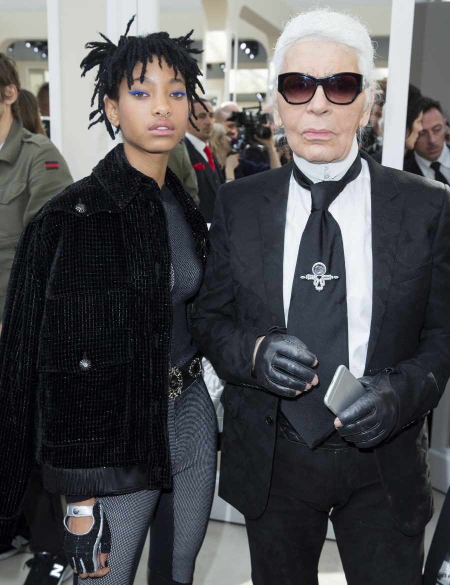 FFN_PFW_Chanel_CHP_030816_51990435