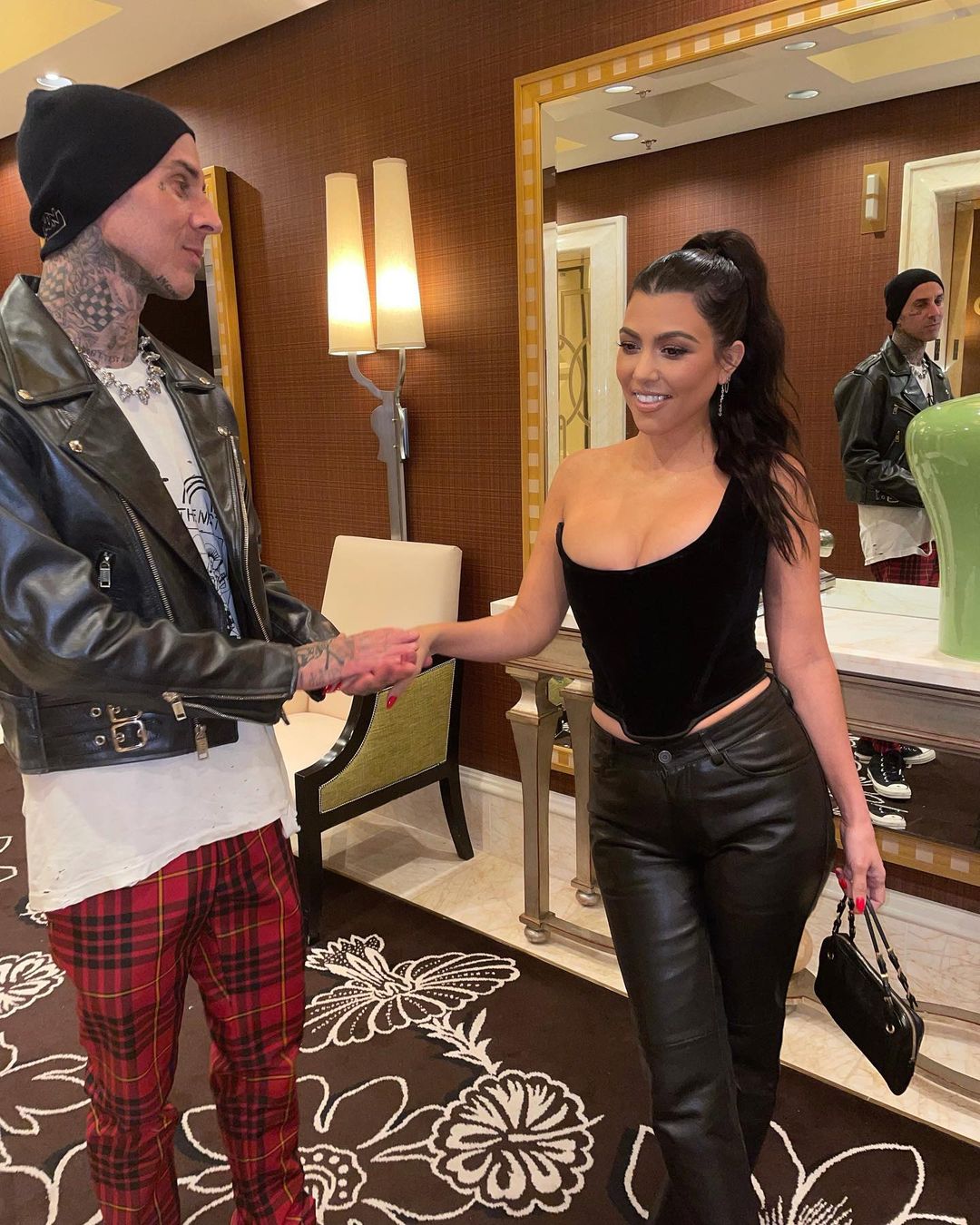kourtney-kardashian-&-travis-barker-might-be-engaged-&-planning-for-a-baby