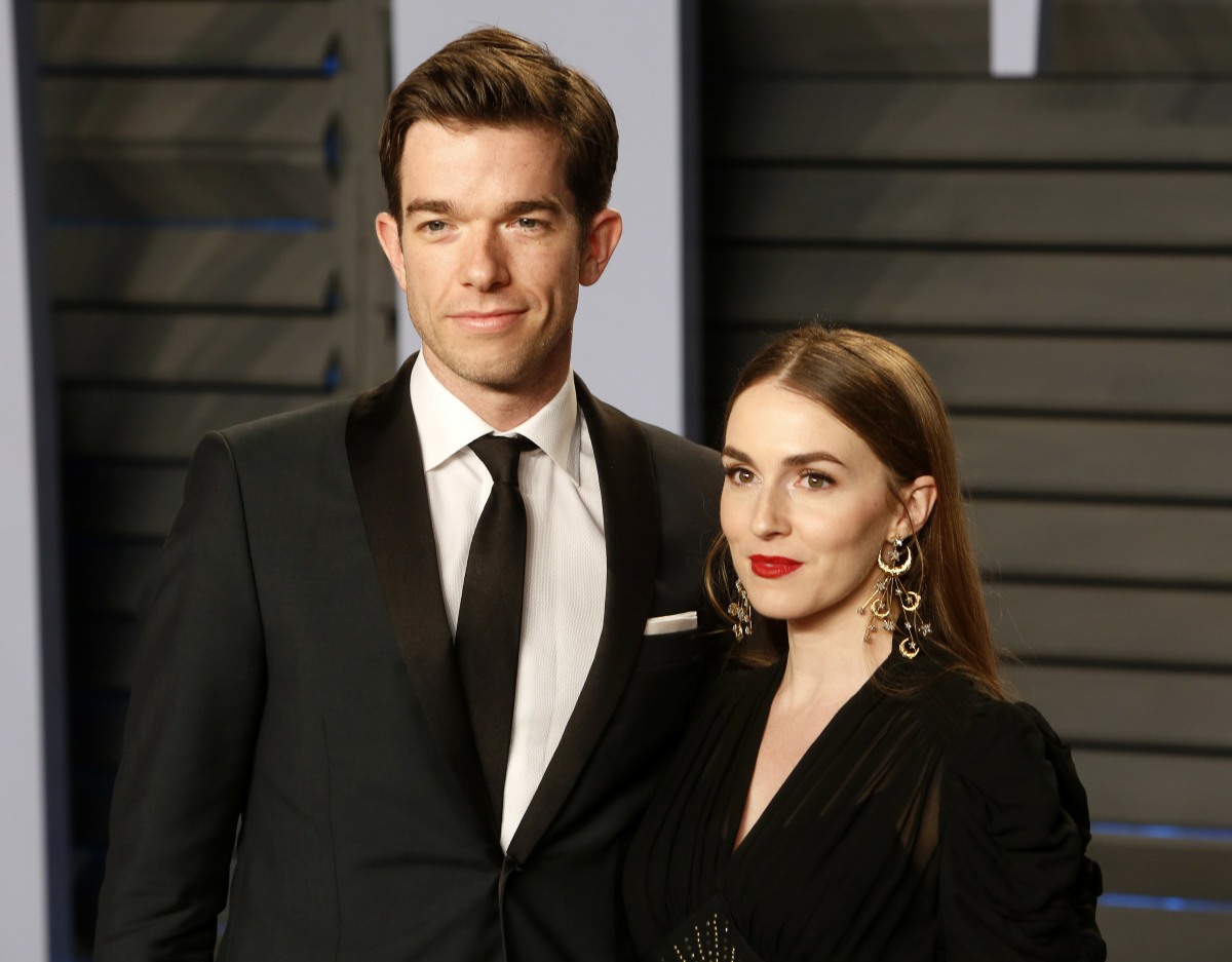 john-mulaney-officially-filed-for-divorce-from-anna-marie-tendler-on-friday