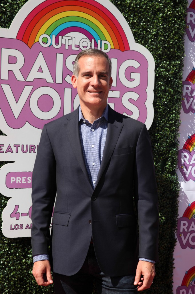 los-angeles-city-workers-must-be-vaccinated-or-get-weekly-covid-tests