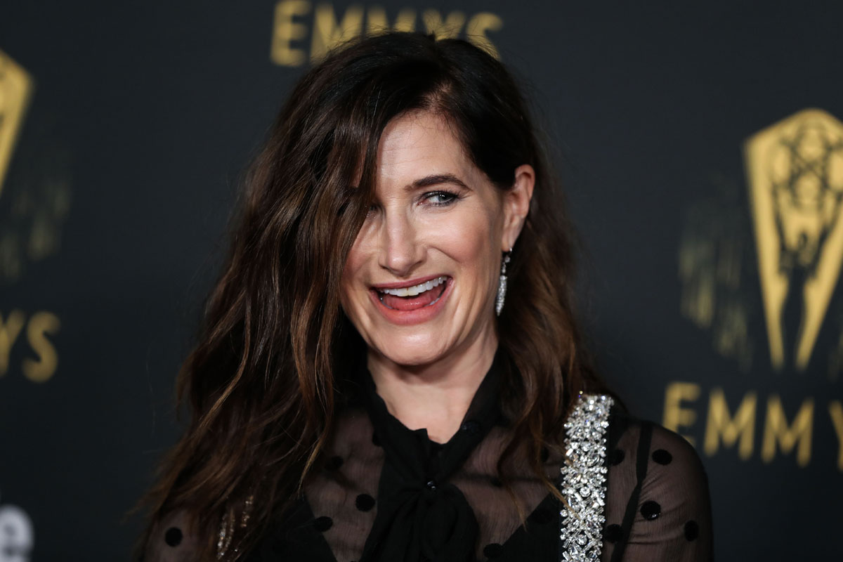 a-wandavision-spinoff-starring-kathryn-hahn-is-coming-to-disney+