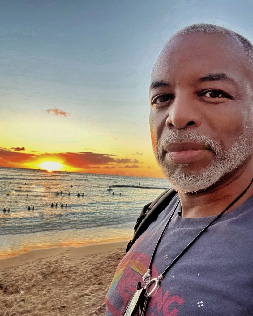 levar-burton-to-host-and-produce-a-show-based-on-trivial-pursuit