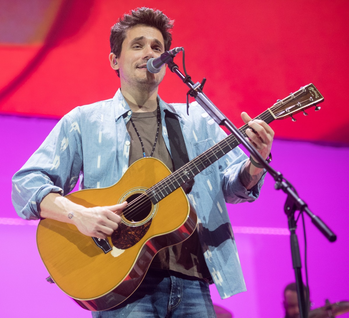 “john-mayer-has-covid,-had-to-cancel-a-dead-&-company-concert”-links