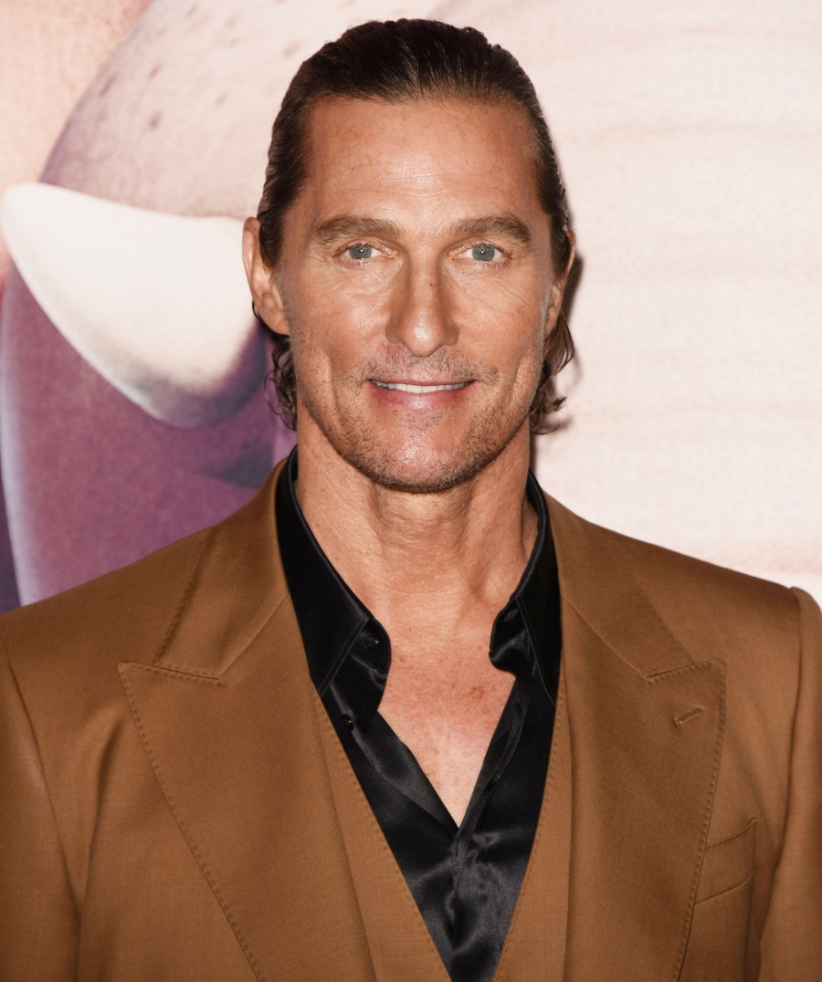 matthew-mcconaughey-claims-he-didn’t-get-a-hair-transplant-but-he-uses-an-ointment