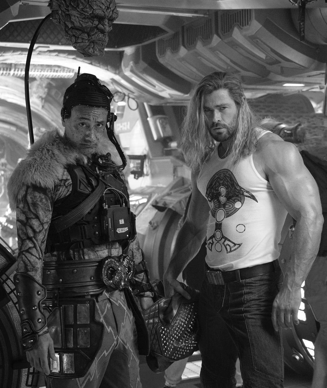 “the-teaser-for-‘thor:-love-&-thunder’-is-actually-kind-of-confusing?”-links