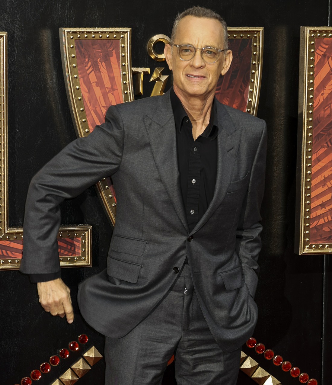 tom-hanks:-‘violence-is-glamorous-&-gorgeous.-but-it’s-cynical,-and-i’m-not-a-cynic’