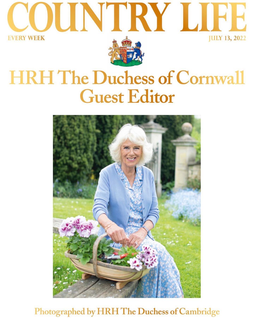 duchess-kate-photographed-camilla-for-the-cover-of-country-life-magazine