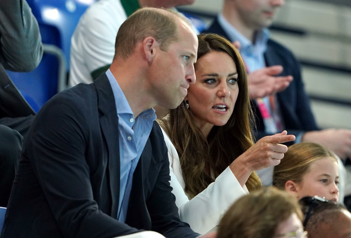 the-cambridges-couldn’t-be-‘senior-working-royals’-without-a-fourth-home!