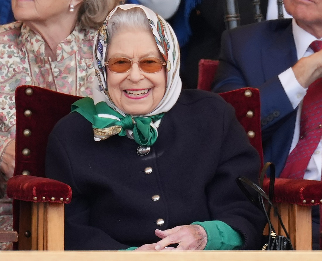 is-queen-elizabeth-‘quiet-quitting’-by-forcing-the-new-pm-to-come-to-scotland?