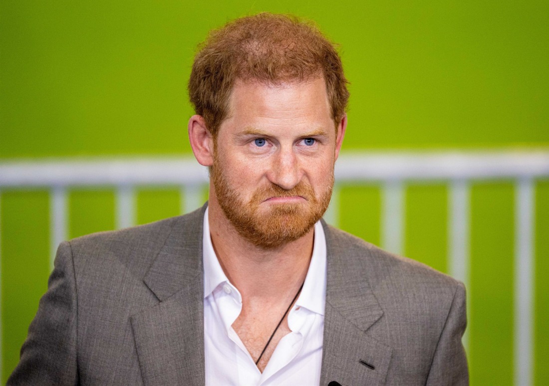 prince-harry-spoke-german-&-asked-about-the-quality-of-dusseldorf-beer