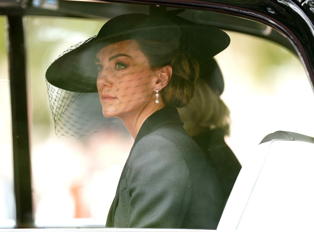 tominey:-princess-kate-is-‘is-now-the-diana-figure-that-we-have-been-missing’