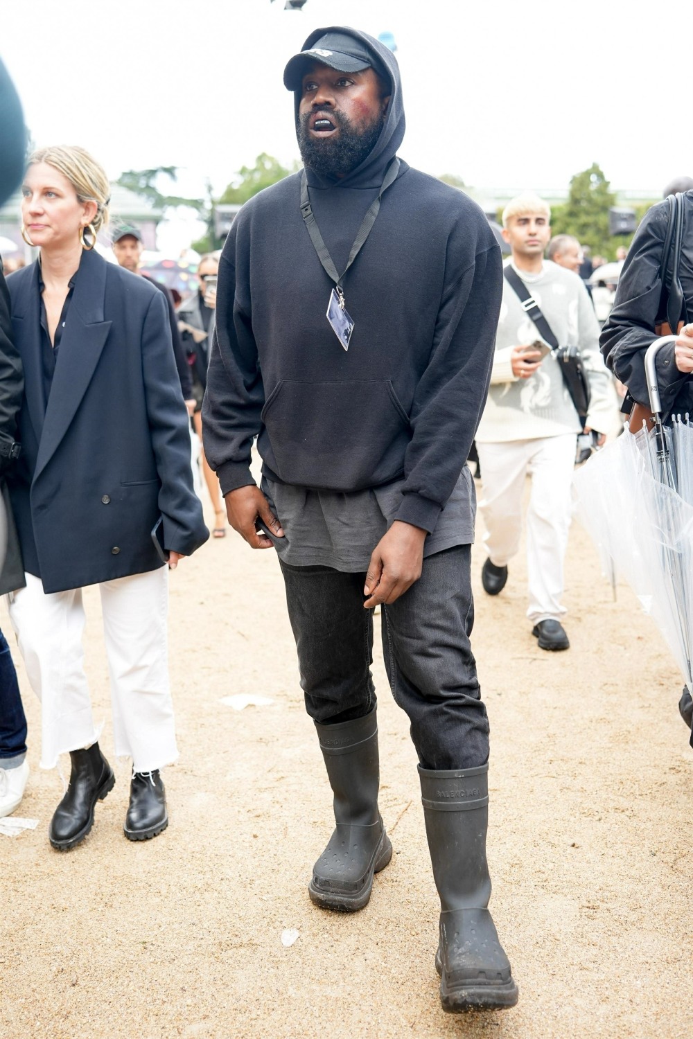 kanye-west’s-products-removed-from-gap-stores,-hours-after-adidas-terminated-him