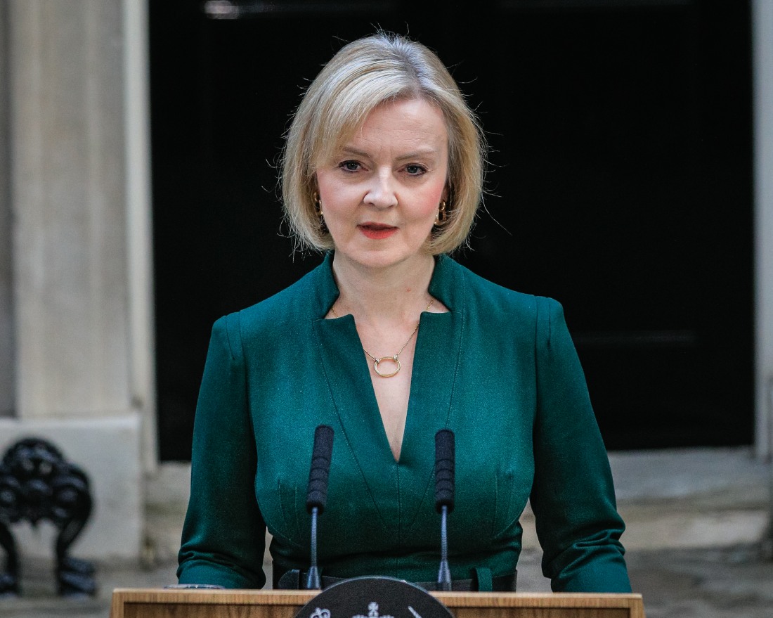 liz-truss’s-phone-was-hacked-by-russians-over-the-summer,-before-she-was-pm