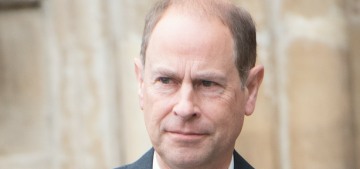 drew-barrymore-calls-getting-sober-‘one-of-the-bravest-things-you-can-do’