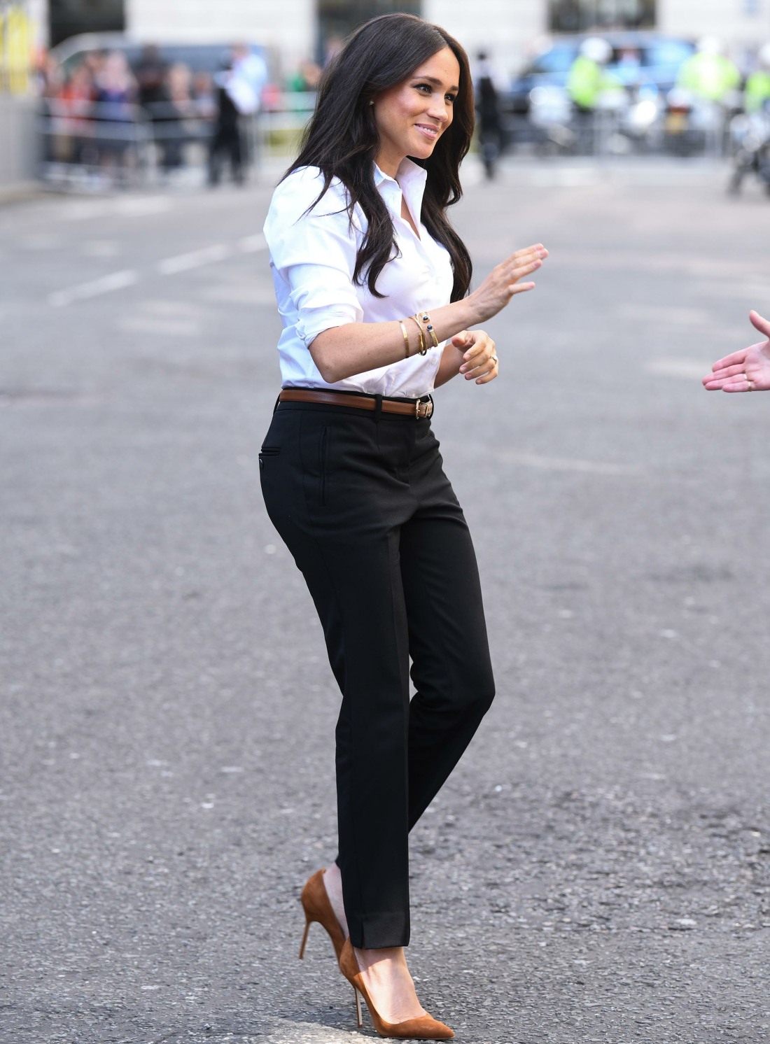 the-duchess-of-sussex-&-cuyana-donated-500-totes-to-smart-works