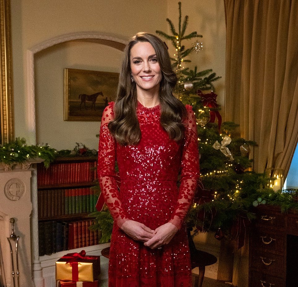 princess-kate-rewore-a-needle-&-thread-dress-for-her-christmas-carol-promo