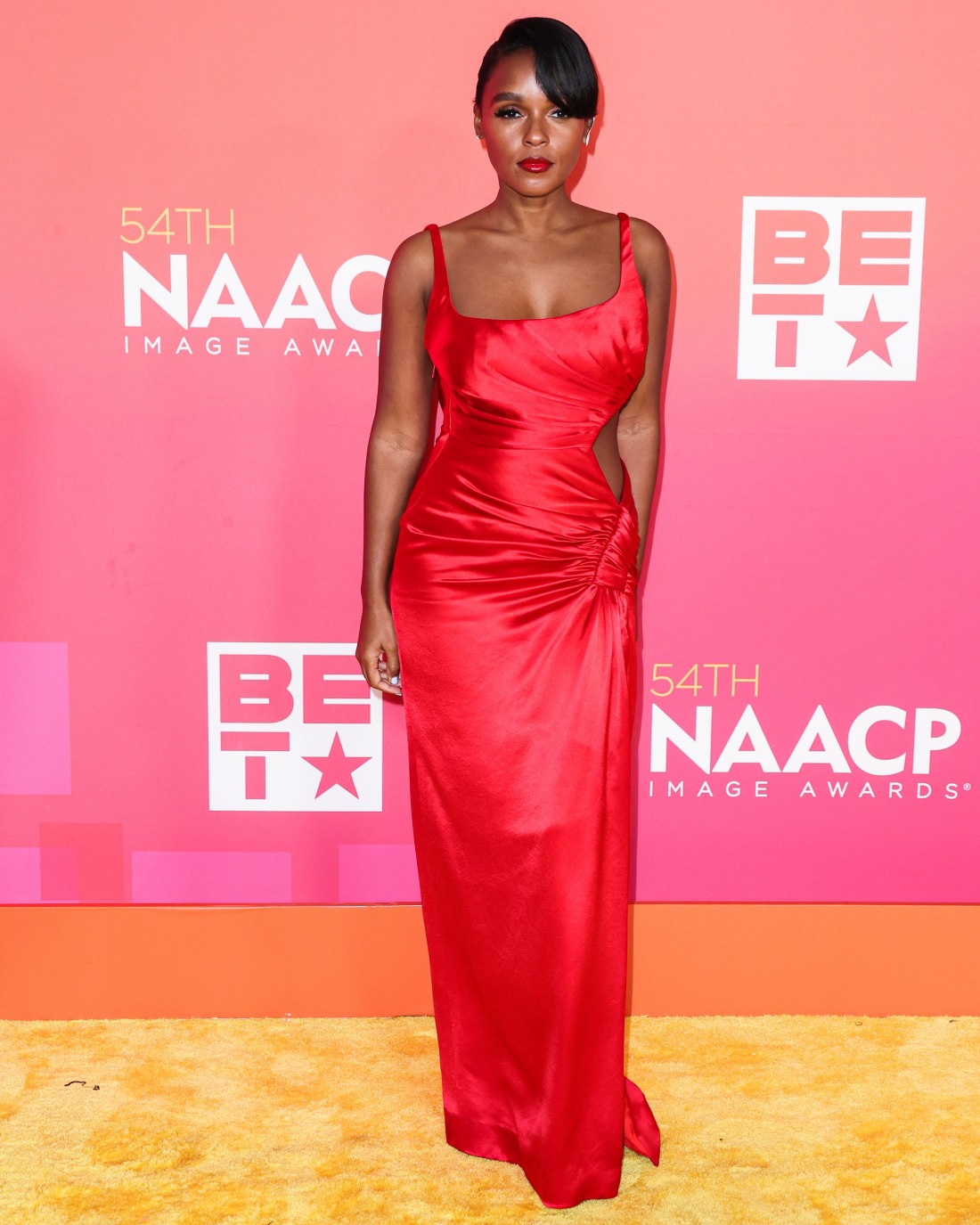 janelle-monae-wore-custom-cong-tri-at-the-image-awards:-gorgeous?