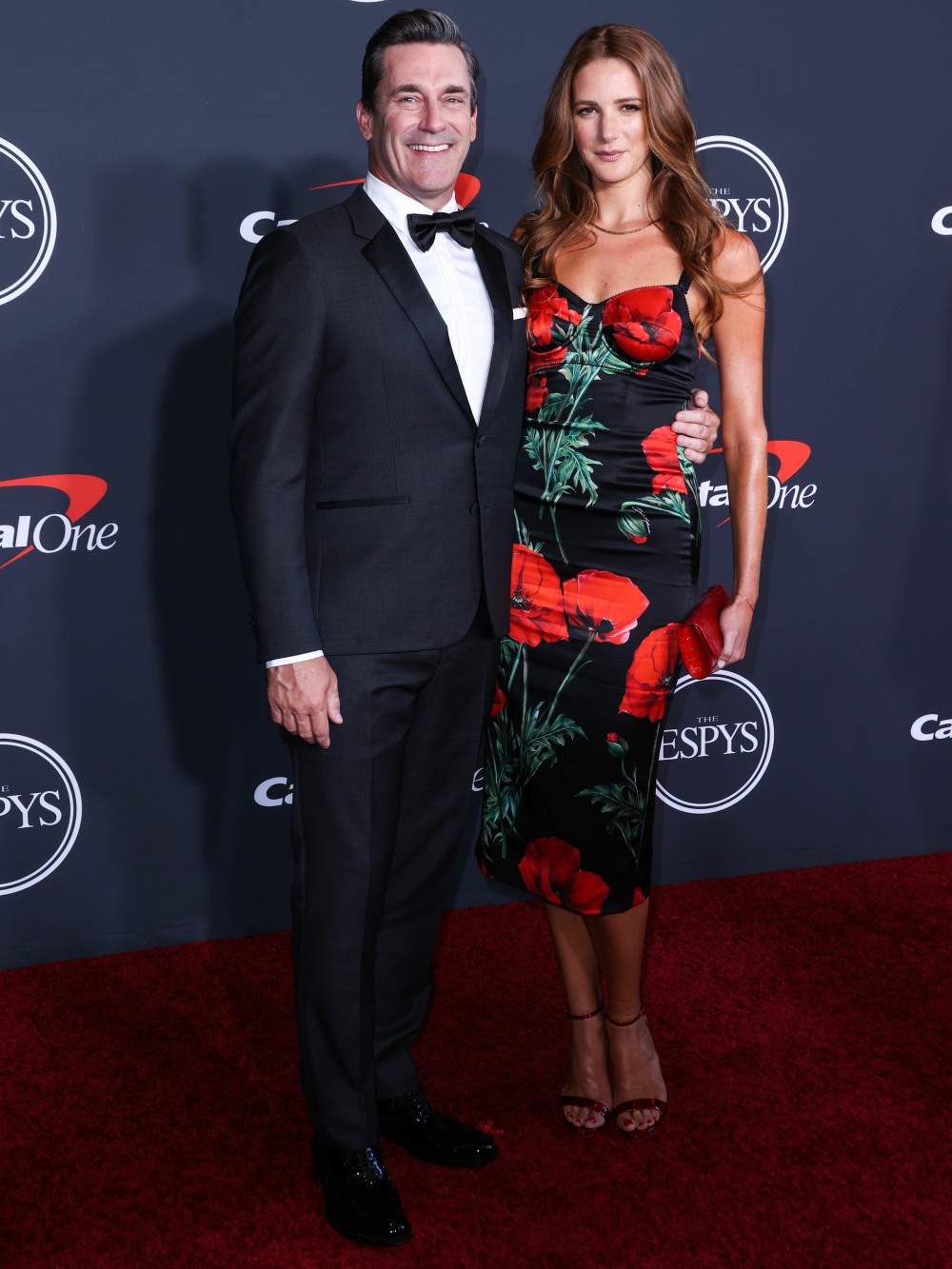jon-hamm,-51,-is-engaged-to-anna-osceola,-34,-after-‘two-years-of-dating’