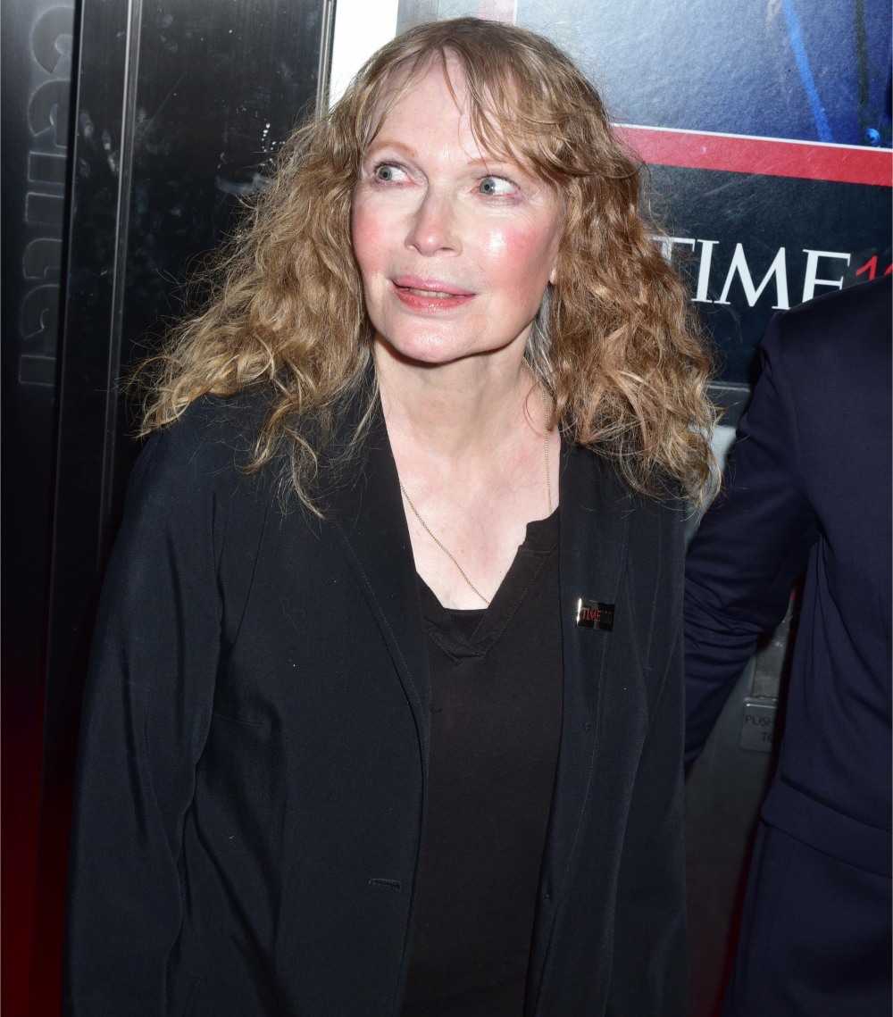 mia-farrow-tweeted-&-deleted-‘i’m-getting-a-little-bit-tired-of-harry-&-meghan’