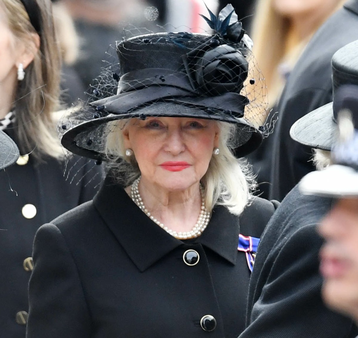 angela-kelly-has-been-evicted-from-the-‘grace-&-favor’-home-she-was-‘given’-by-qeii