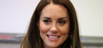 rosamund-pike:-‘we’re-all-being-conned-by-the-wellness-industry’