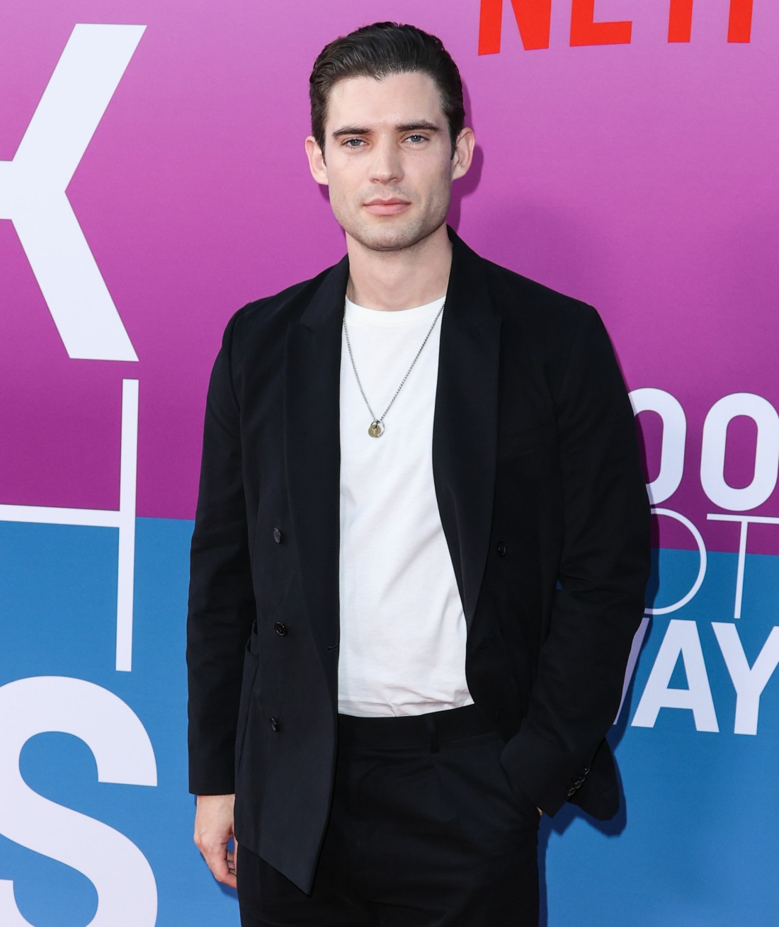 david-corenswet-&-rachel-brosnahan-cast-as-the-new-superman-&-lois-lane