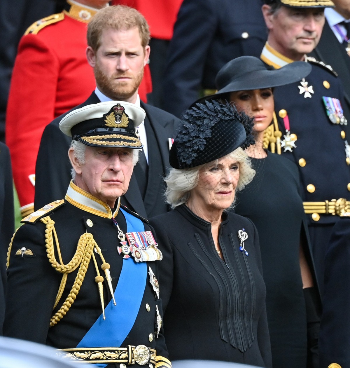 king-charles-hasn’t-rescinded-an-‘open-invitation’-to-balmoral-for-the-sussexes