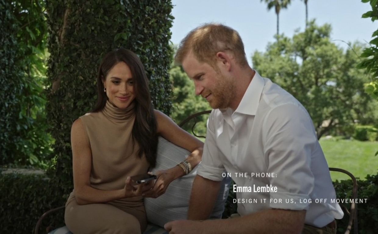 duchess-meghan-stepped-out-in-a-max-mara-coat-&-a-nucalm-processing-disc