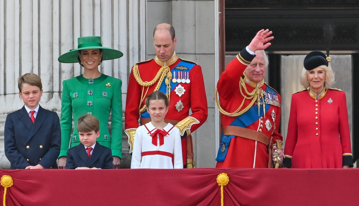 the-windsors-are-stuck-in-a-rut-&-deeply-unpopular-with-younger-people