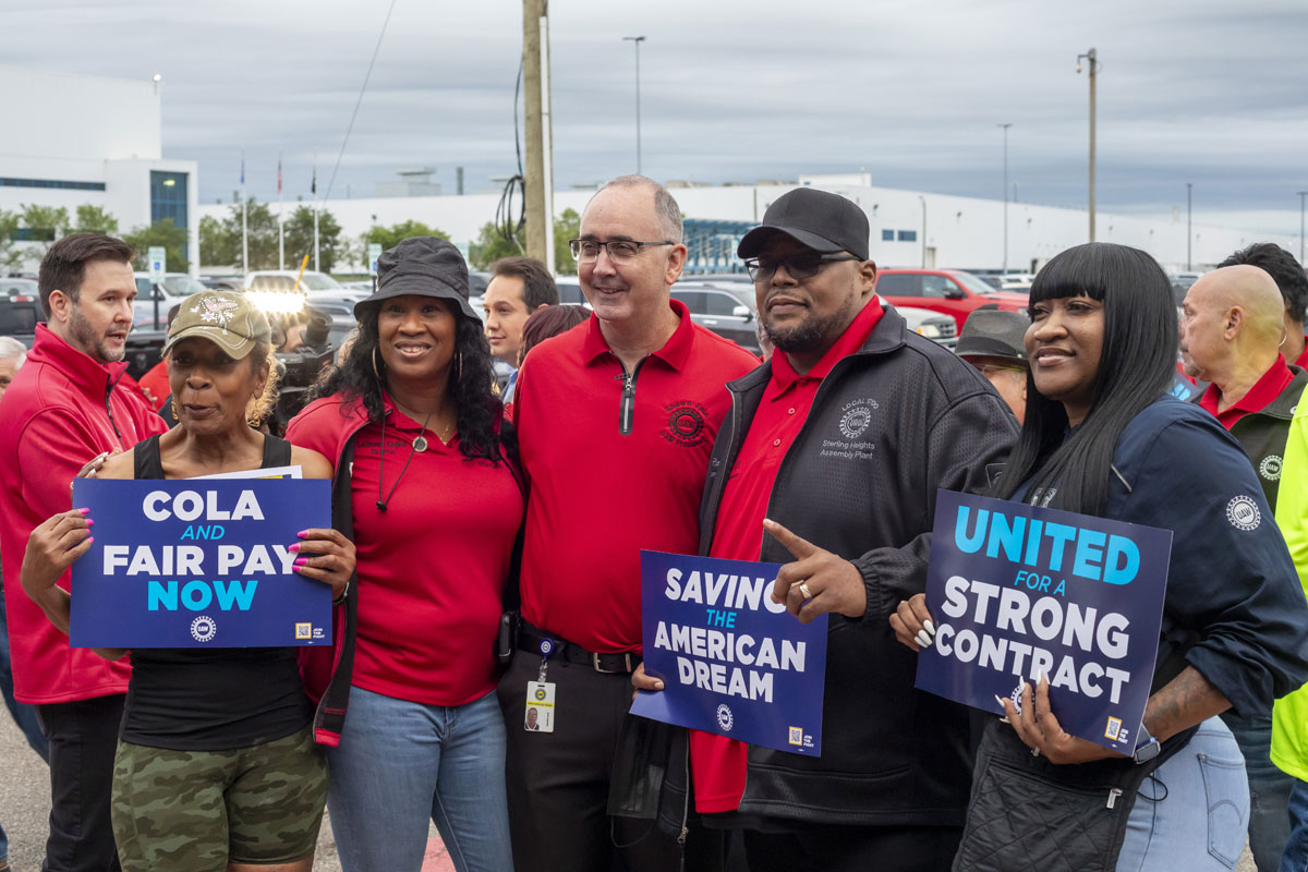 united-auto-workers-are-close-to-striking-too,-seek-a-32-hour-week-and-raises