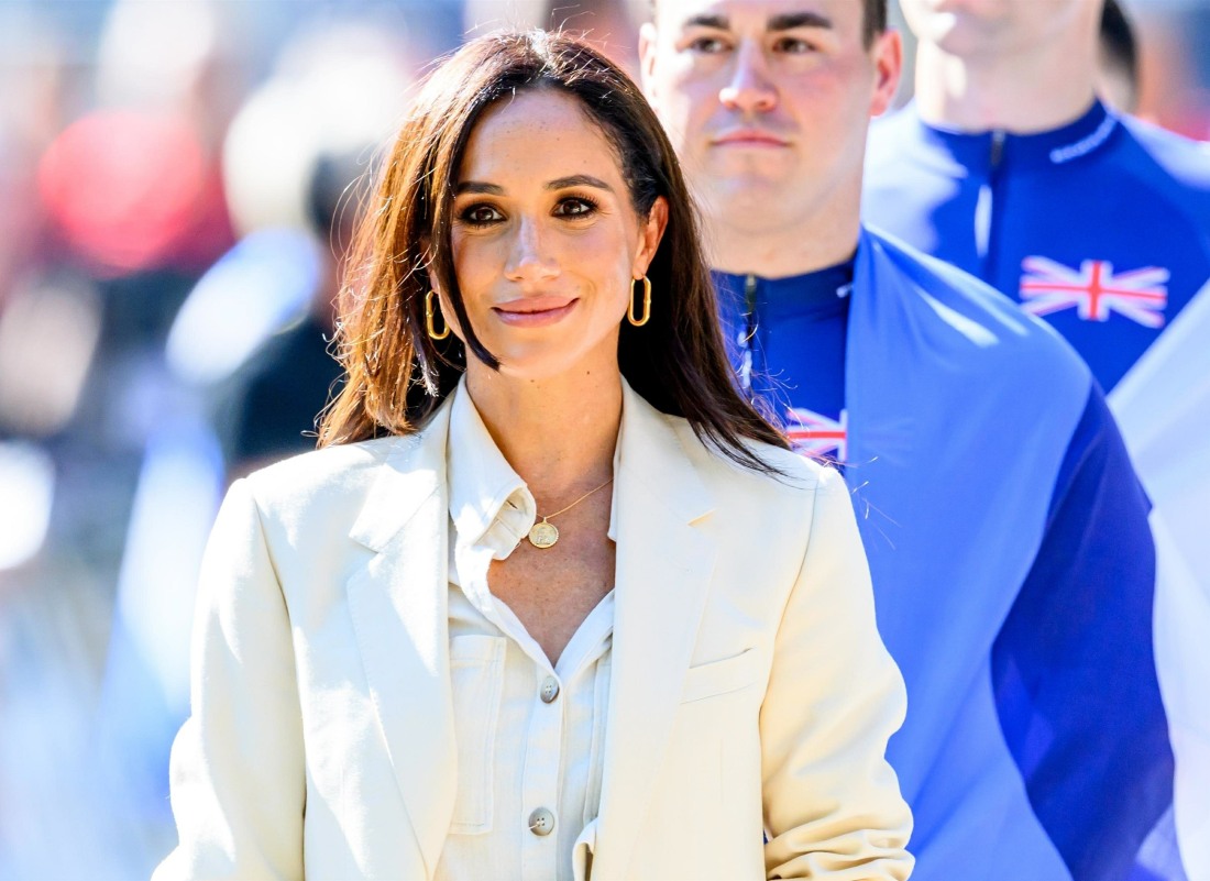 in-her-letters-to-charles,-duchess-meghan-‘named’-two-royal-racists