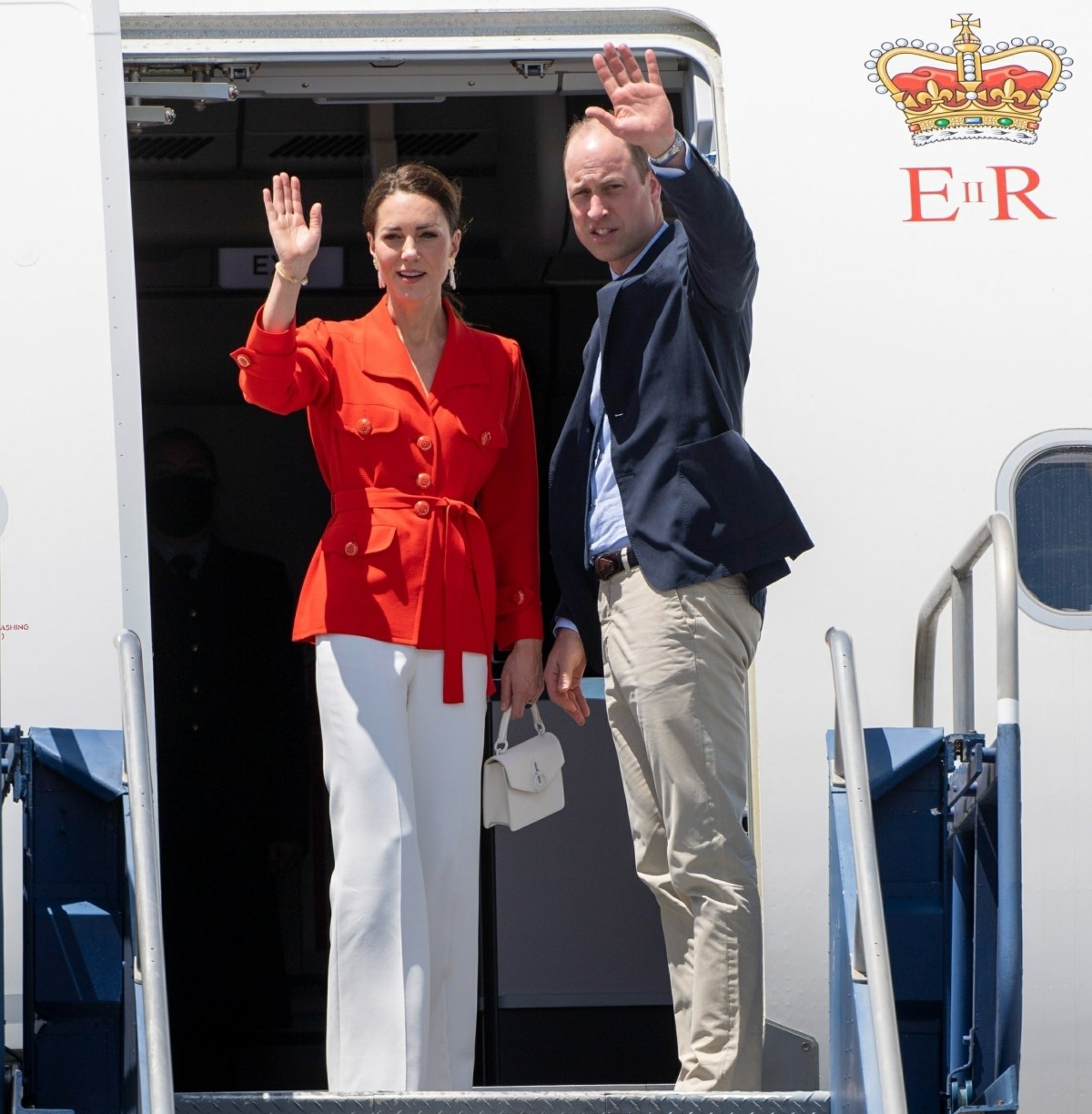 scobie:-the-2019-flybe-stunt-was-orchestrated-by-prince-william’s-private-secretary