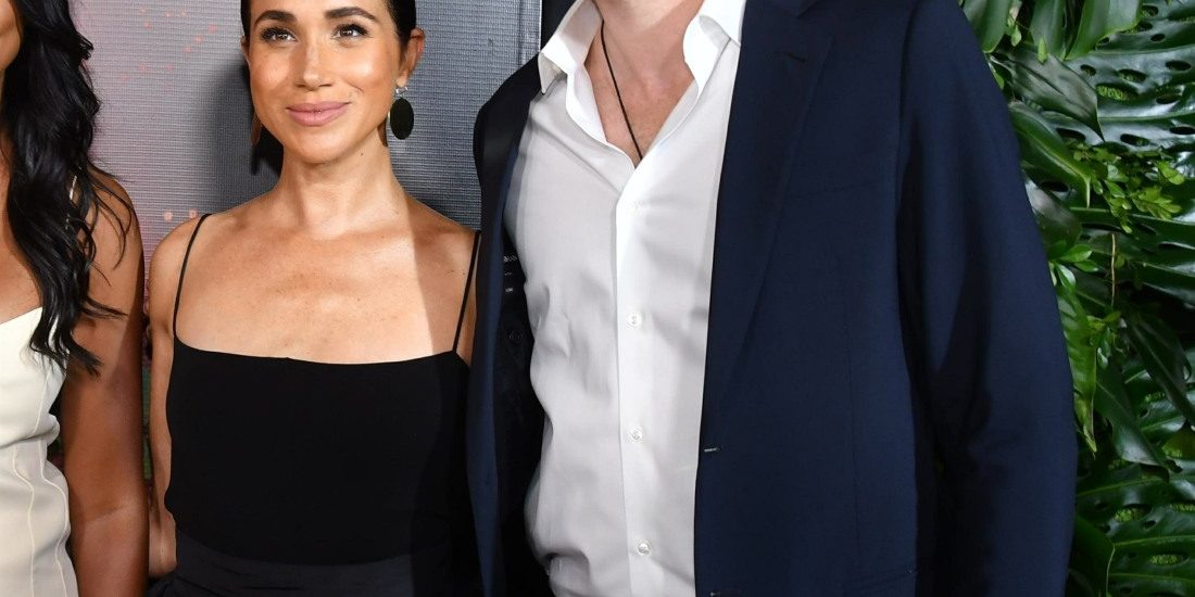 the-mail:-the-sussexes-are-so-‘insensitive’-for-going-to-a-premiere-in-jamaica