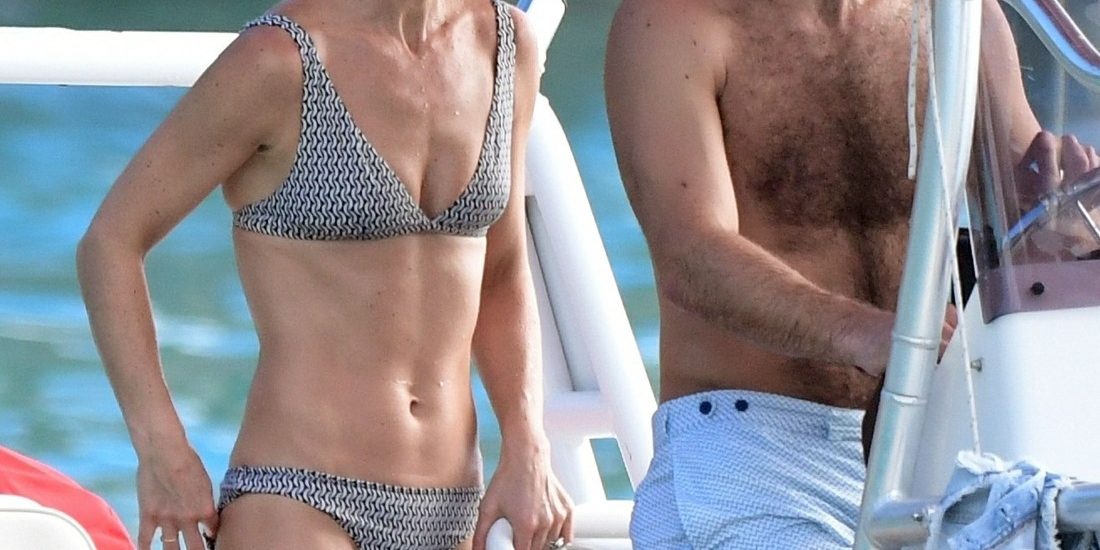 pippa-middleton-is-on-holiday-in-st.-barts-with-her-husband-&-children