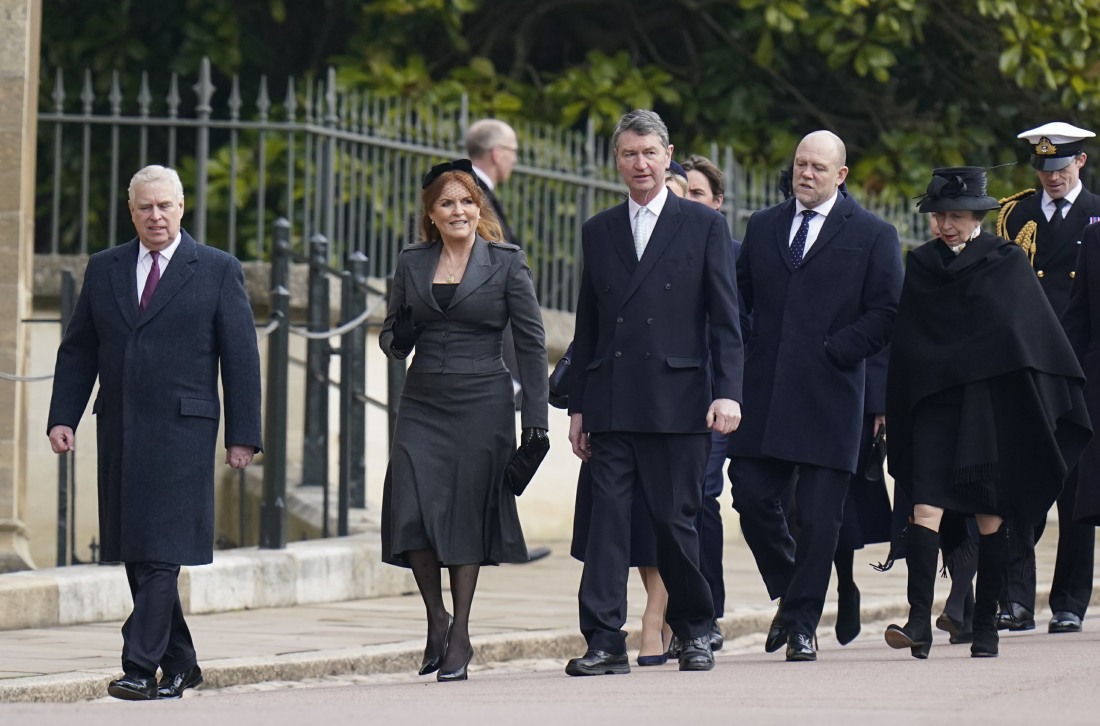queen-camilla-led-the-international-royal-parade-at-constantine’s-memorial-service