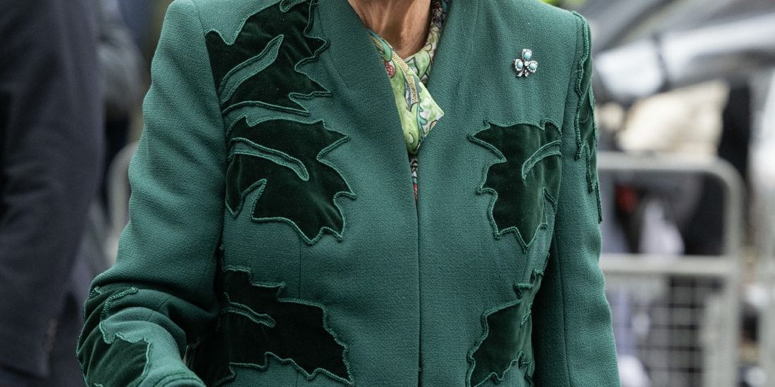 queen-camilla:-king-charles-is-‘doing-very-well’-&-‘i-try-to-keep-in-order’