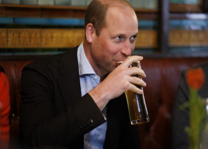 eden:-carole-middleton-&-prince-william-went-to-a-norfolk-pub-together