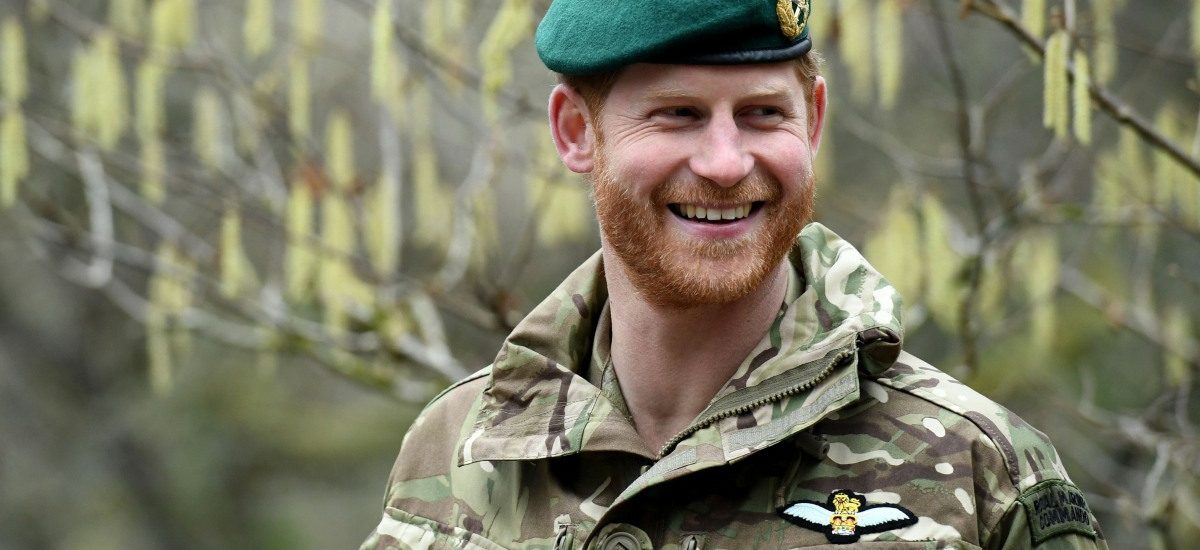 prince-harry’s-former-apache-instructor-bad-mouths-harry-in-a-new-interview