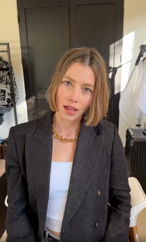jessica-biel-got-her-long-hair-cut-into-a-bob-for-summer:-cute?