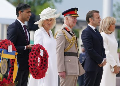 dm:-rishi-sunak-‘sneaked-off’-at-the-d-day-events-&-‘the-heir-was-sidelined’