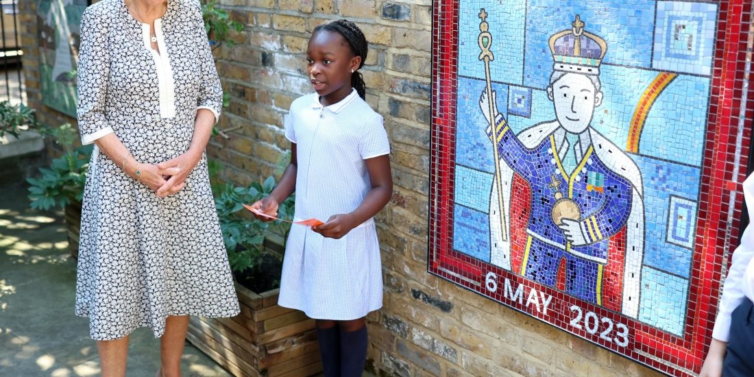 queen-camilla-visited-a-london-school-to-encourage-childhood-reading