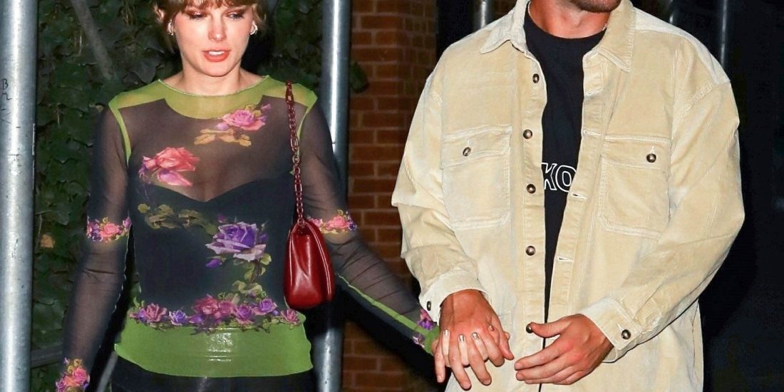 travis-kelce’s-pr-firm-denies-that-travis-&-taylor-swift-have-a-contractual-showmance