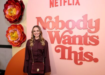 kristen-bell-loved-leaving-her-9-and-11-year-old-daughters-alone-all-day-in-copenhagen