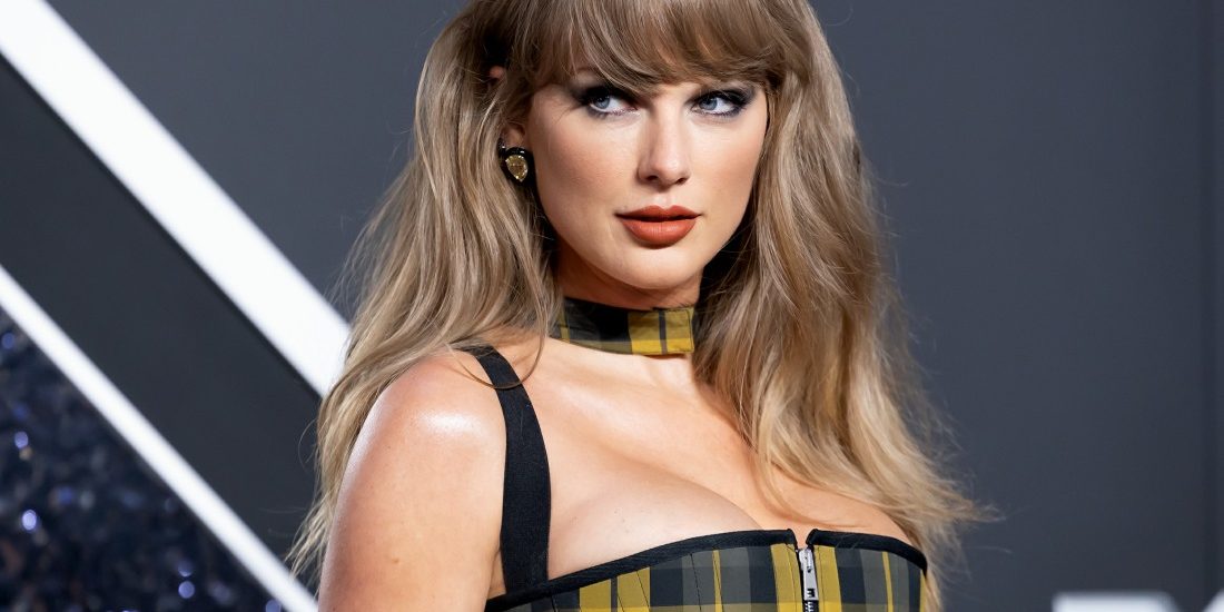 taylor-swift-donated-$5-million-to-feeding-america’s-hurricane-relief