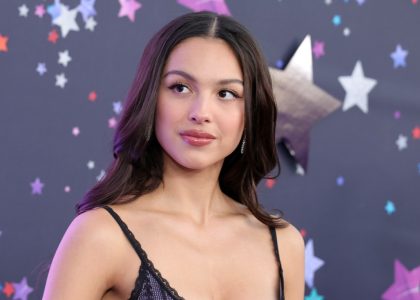 olivia-rodrigo’s-first-date-filter-question:-‘i-ask-them-if-they…-want-to-go-to-space’