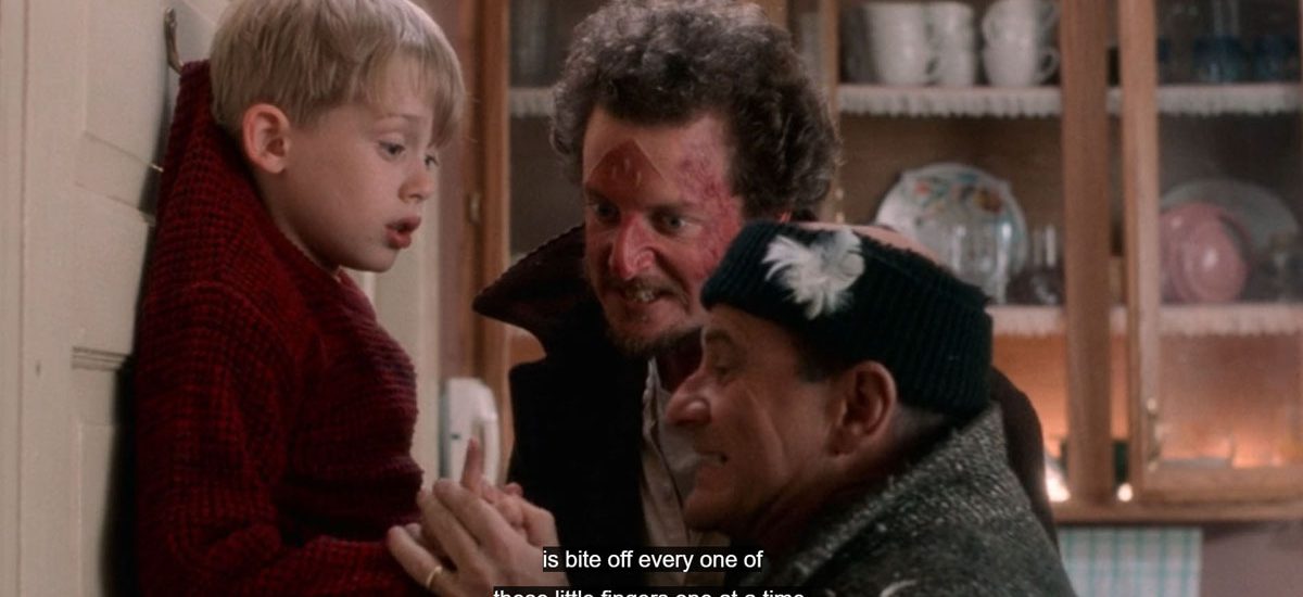 macaulay-culkin:-joe-pesci-bit-me-and-left-a-scar-during-home-alone