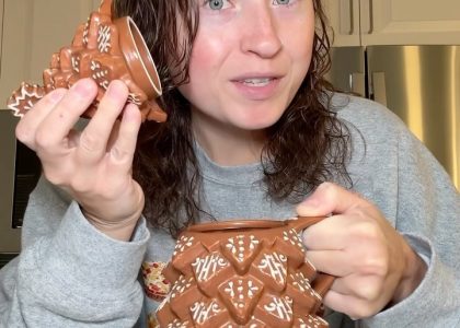 crockpot-warmed-dr-pepper-with-lemon-is-the-new-holiday-drink?