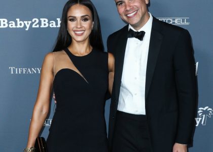 jessica-alba-announced-the-end-of-her-marriage-&-‘a-new-chapter-of-growth’