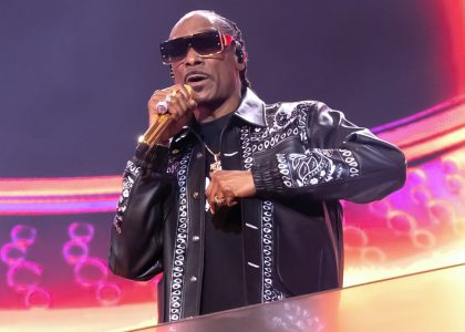 snoop-dogg-on-the-backlash-to-his-trump-adjacent-concert:-‘still-100%-black’