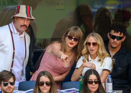 taylor-swift-encouraged-travis-kelce-to-play-one-more-year-to-‘go-out-on-a-high-note’